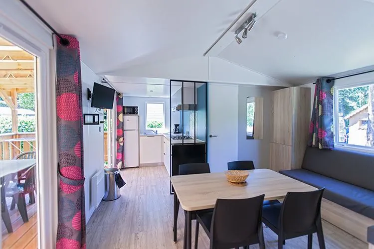 Mobil-home Louisiane Grand Large au Camping des Neiges, Savoie